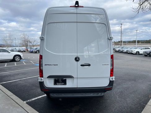 Used 2024 Mercedes-Benz Sprinter 144 Cargo image 7