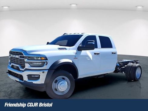 New 2026 RAM 4500 Tradesman w/ Chrome Appearance Group image 1
