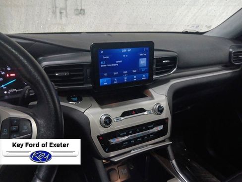 Used 2022 Ford Explorer XLT w/ Equipment Group 202A AWD/4WD image 26