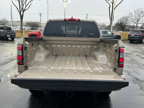 Used 2023 Nissan Frontier PRO-4X w/ Technology Package image 18