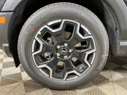 New 2026 Ford Bronco Sport Outer Banks w/ Outer Banks Tech Package+ AWD/4WD image 12