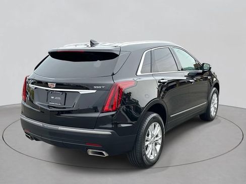 Certified 2025 Cadillac XT5 Luxury w/ LPO, Floor Liner Package FWD image 5