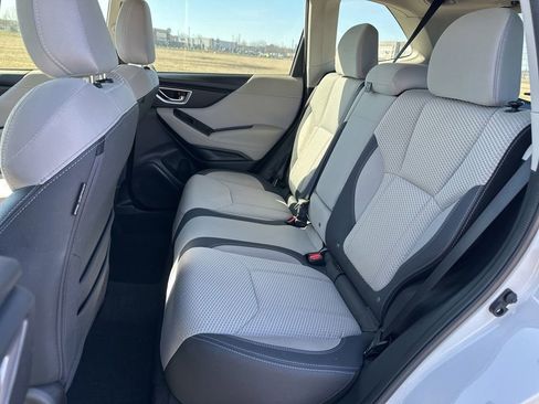Used 2022 Subaru Forester Premium image 15