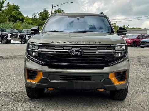Certified 2025 Ford Expedition Tremor AWD/4WD image 8