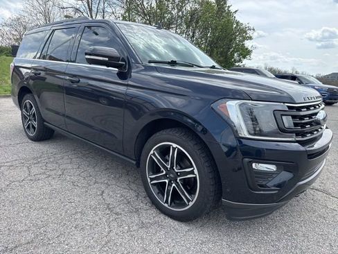 Used 2021 Ford Expedition Limited AWD/4WD image 3