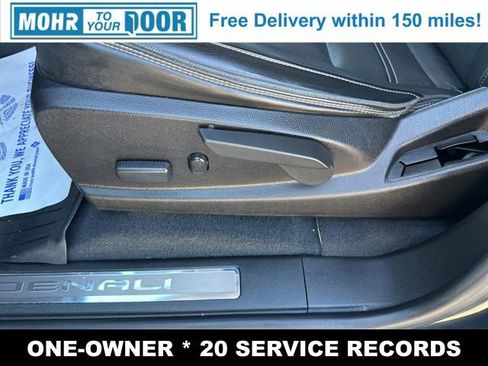 Used 2021 GMC Canyon Denali image 11