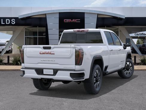 New 2026 GMC Sierra 2500 Denali w/ Denali Reserve Package AWD/4WD image 4