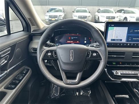 Certified 2024 Lincoln Corsair AWD w/ Equipment Group 101A image 14