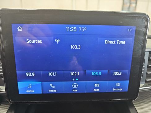 Used 2020 Ford Explorer XLT w/ Equipment Group 202A AWD/4WD image 21
