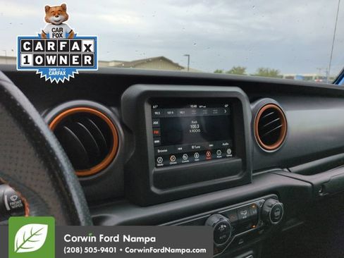 Used 2021 Jeep Gladiator Mojave w/ Trailer Tow Package AWD/4WD image 16
