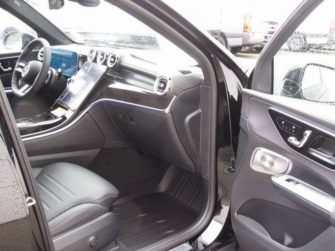 New 2026 Mercedes-Benz GLC 300 4MATIC image 16