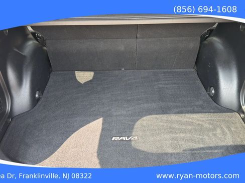 Used 2015 Toyota RAV4 Limited AWD/4WD image 25