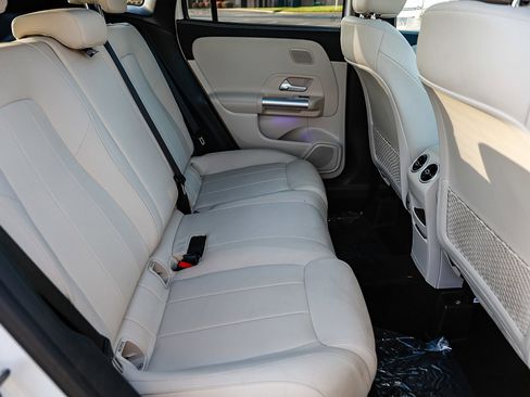 Certified 2025 Mercedes-Benz GLA 250 GLA 250 image 18