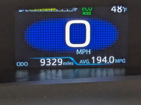 Used 2022 Toyota Prius Prime Limited image 22