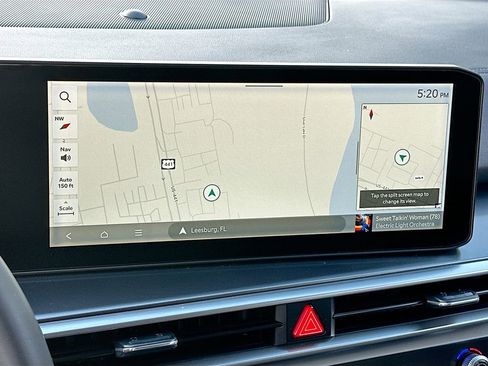 Used 2025 Kia Sorento S w/ Panoramic Sunroof Package image 13