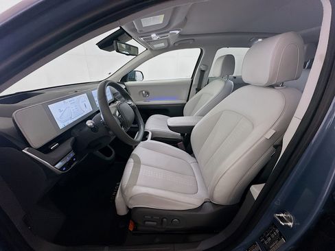 Used 2024 Hyundai Ioniq 5 Limited image 13