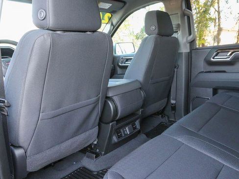 New 2026 GMC Sierra 1500 SLE image 27