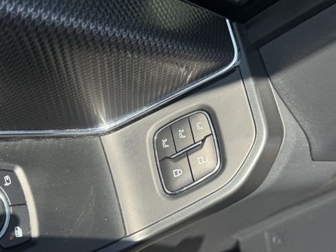 Used 2025 Ford F150 Raptor AWD/4WD image 31