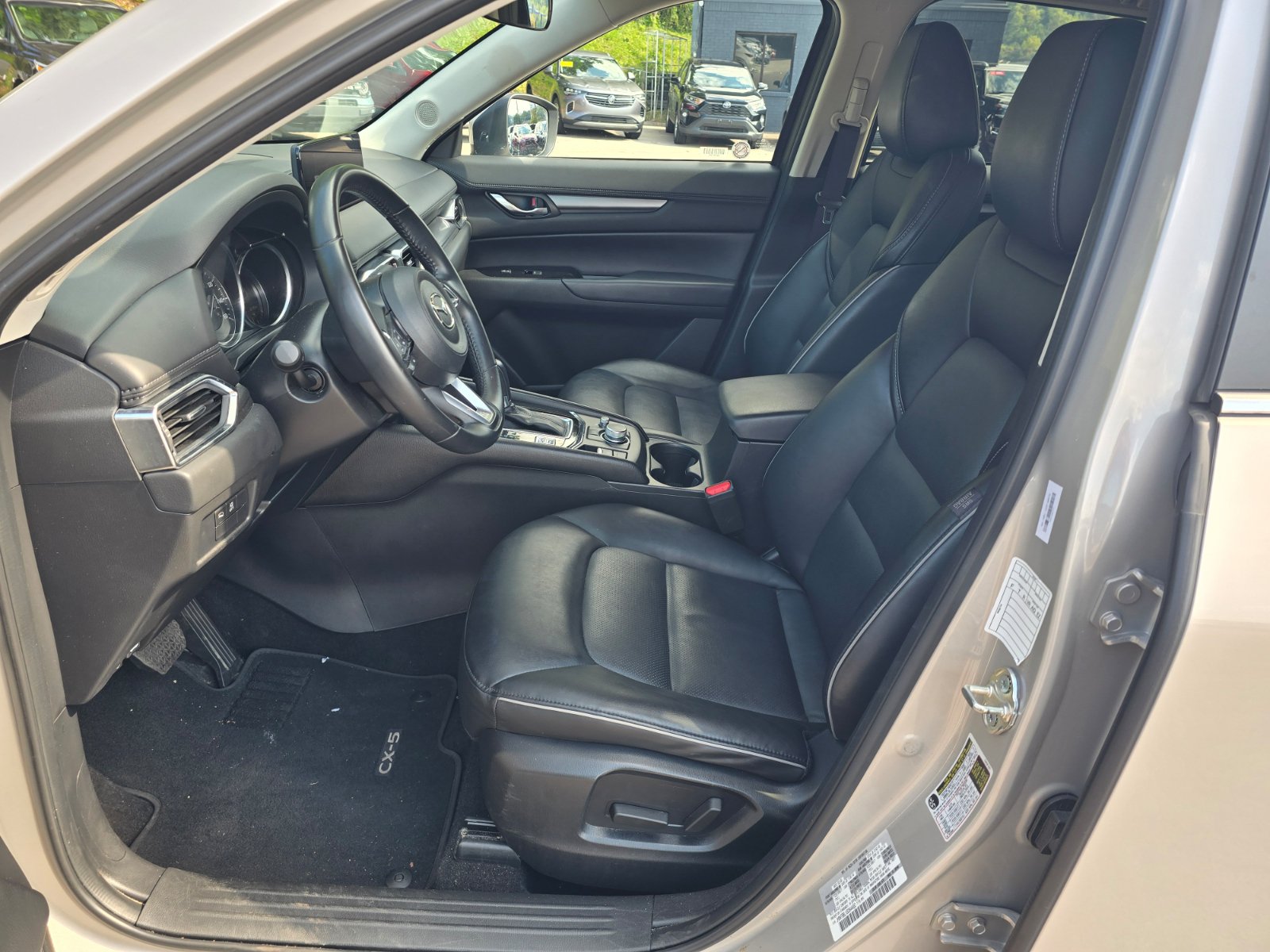 Used 2025 MAZDA CX-5 AWD 2.5 S w/ Select Package image 12