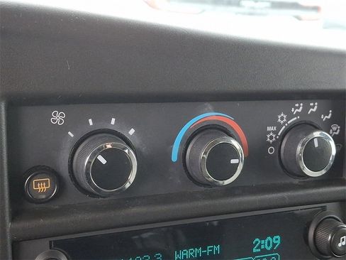 Used 2019 Chevrolet Express 3500 LT w/ LT Preferred Equipment Group image 16