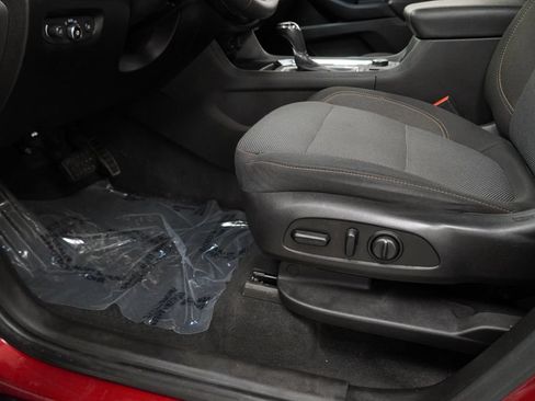 Used 2018 Chevrolet Traverse LT FWD image 28