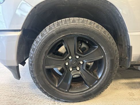 Used 2022 RAM 1500 Big Horn image 2