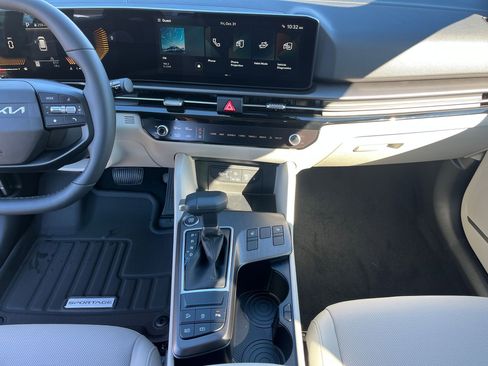 New 2026 Kia Sportage EX w/ EX Panorama Roof Package image 29