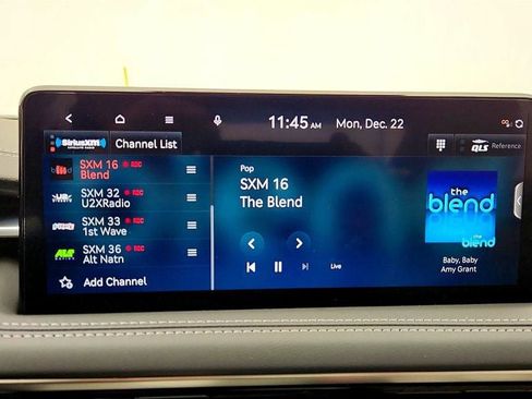 Used 2025 Genesis G70 2.5T w/ Sport Prestige Package image 19