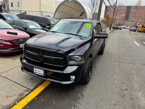 Used 2013 RAM 1500 Express image 3