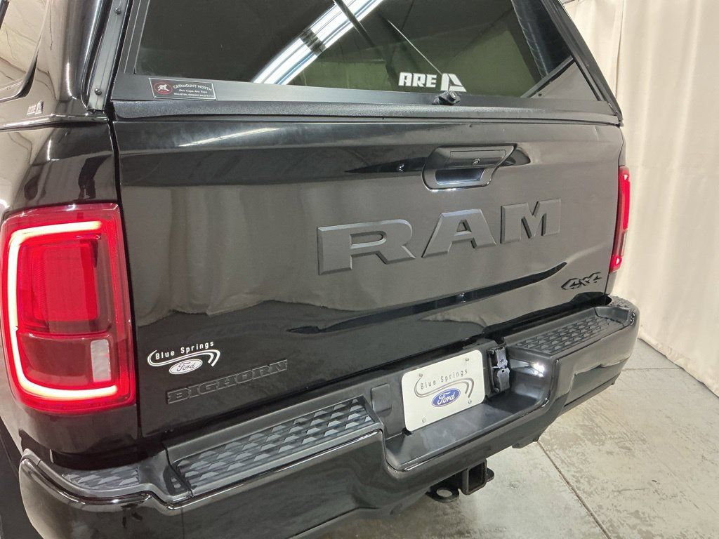 Used 2025 RAM 2500 Big Horn AWD/4WD image 12