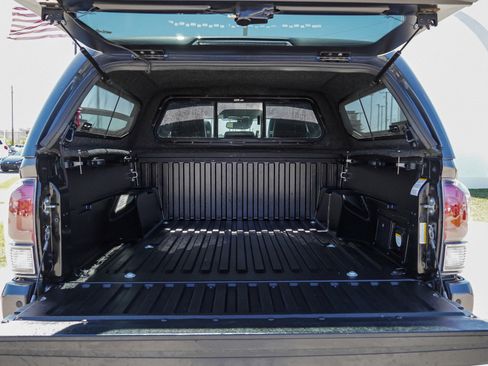 Certified 2020 Toyota Tacoma TRD Pro AWD/4WD image 25
