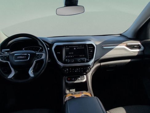 Used 2023 GMC Acadia SLE image 39