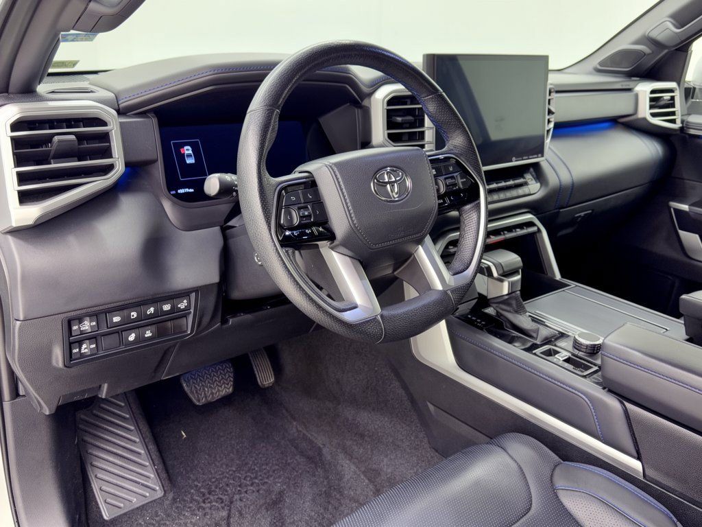 Used 2022 Toyota Tundra Platinum w/ Advanced Package AWD/4WD image 4