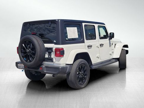 Used 2023 Jeep Wrangler Unlimited Sahara w/ Cold Weather Group AWD/4WD image 4