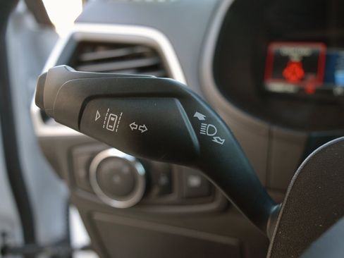 Used 2024 Ford Edge SEL image 18