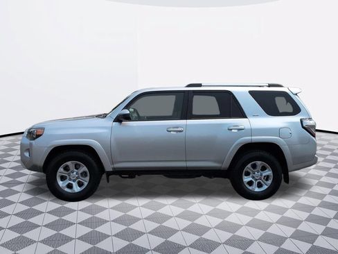 Used 2021 Toyota 4Runner SR5 RWD image 2