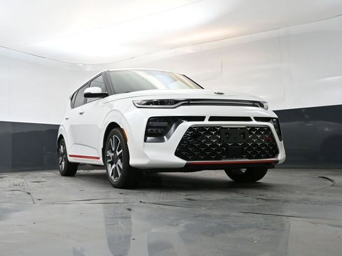 Used 2020 Kia Soul GT-Line Turbo FWD image 25