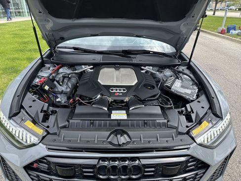 Used 2021 Audi RS 6 AWD/4WD image 26