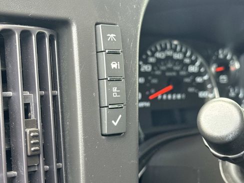 Used 2024 GMC Savana 2500 w/ Driver Convenience Package image 12