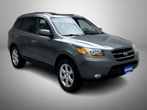 Used 2009 Hyundai Santa Fe Limited FWD image 3
