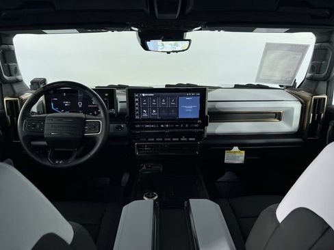 Used 2024 GMC Hummer EV 2X w/ Extreme Off-Road Package image 21