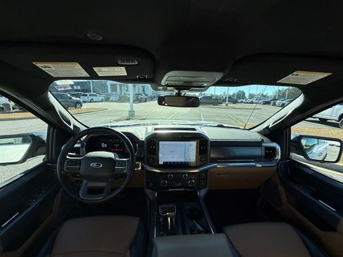 Used 2021 Ford F150 Lariat w/ Equipment Group 502A High image 12