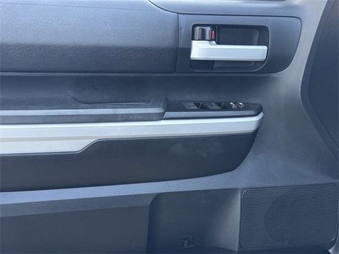 Used 2019 Toyota Tundra SR5 w/ SR5 Upgrade Package image 27