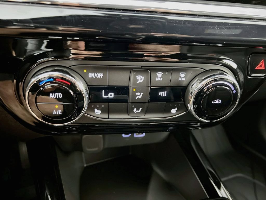 New 2026 Chevrolet Trax RS w/ Driver Confidence Package FWD image 15