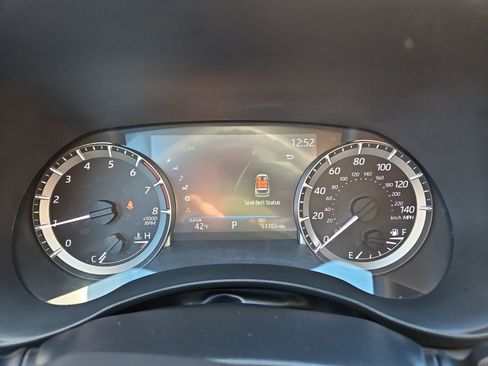 Used 2023 Toyota Highlander L image 24