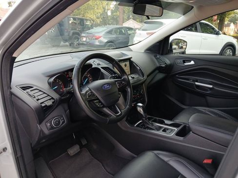 Used 2019 Ford Escape SEL FWD image 18