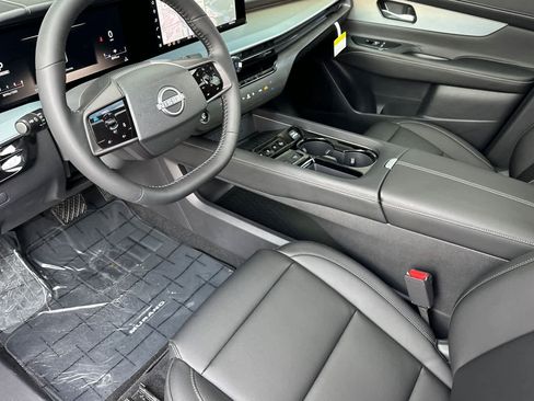 New 2025 Nissan Murano SL image 11