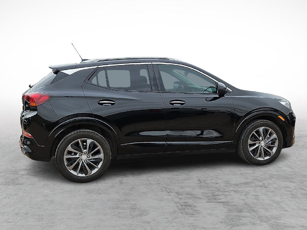 Used 2021 Buick Encore GX Essence w/ Sport Touring Package FWD image 12