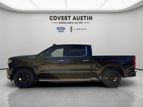 Used 2021 Chevrolet Silverado 1500 High Country w/ Technology Package image 2