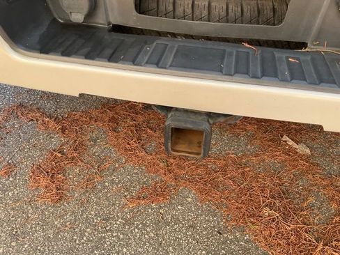 Used 2018 Chevrolet Silverado 1500 LTZ Z71 w/ LTZ Plus Package AWD/4WD image 7